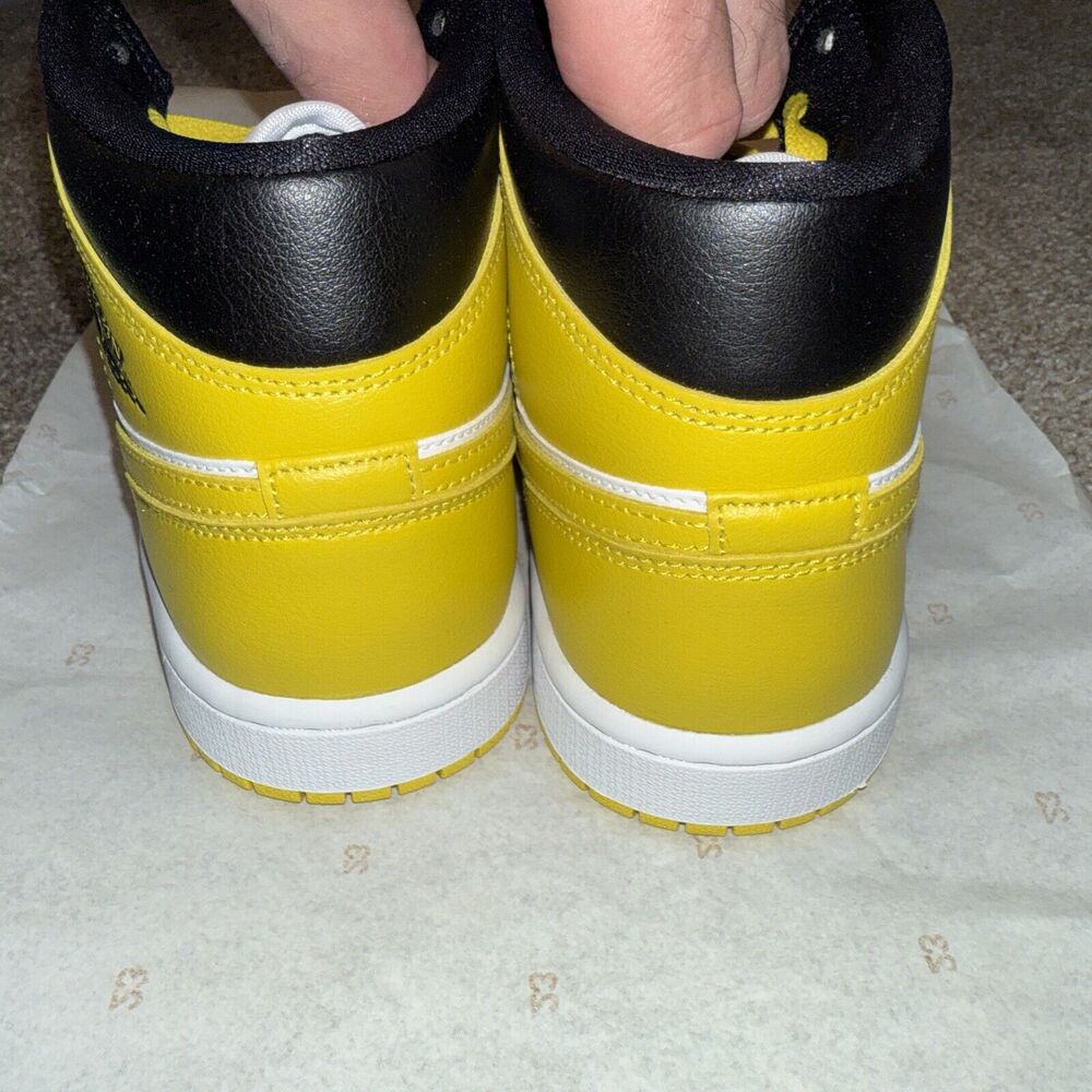 Nike Air Jordan 1 Mid Vivid Sulfur Yellow White BQ6472-170 Unisex Wmns Size 8.5 - Picture 4 of 7